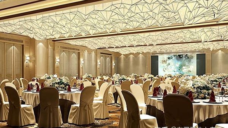 团建方案的内容是判断性价比的关键。企业应关注以下方面：